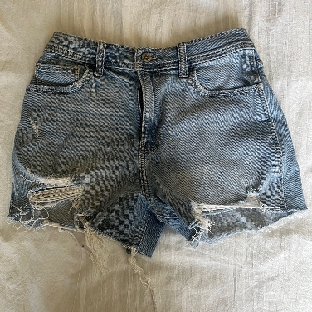 Hollister Jean shorts size 5 (Waist 27) Womens